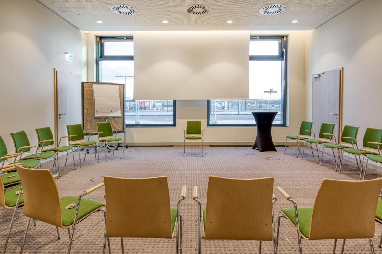 Intercityhotel Berlin Airport Ber Terminal 1 & 2 舍讷费尔德 外观 照片 Meeting room