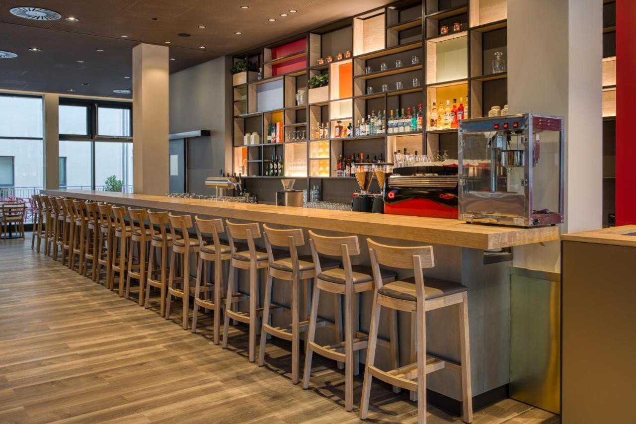 Intercityhotel Berlin Airport Ber Terminal 1 & 2 舍讷费尔德 外观 照片 Bar