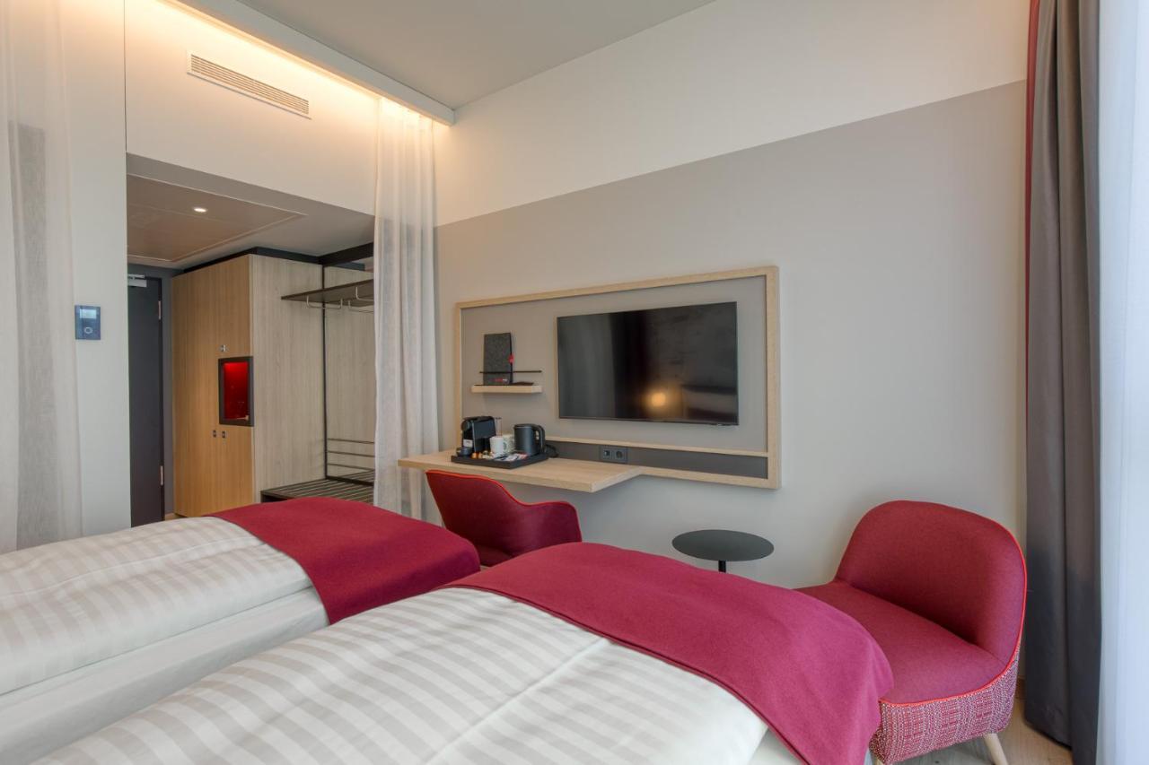 Intercityhotel Berlin Airport Ber Terminal 1 & 2 舍讷费尔德 外观 照片